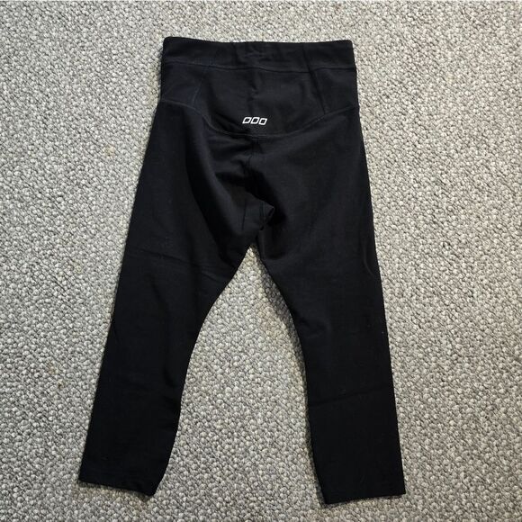 LORNA JANE crops - Picture 3 of 3